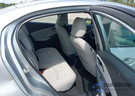 2019 Toyota Yaris L z USA, uszkodzony, nr VIN 3MYDLBYV9KY503346